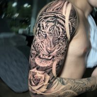 Lattuada-Tattoo_Tiger_and_rose_realism